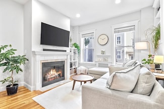 40 Mystic St Unit 1, Charlestown, MA 02129