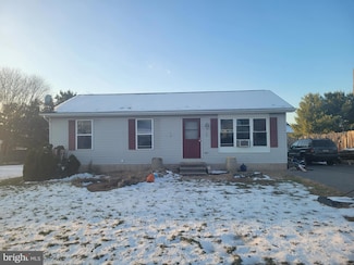 2957 White Church Rd, Chambersburg, PA 17202