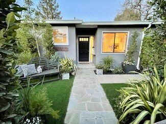 1082 Lucky Ave, Menlo Park, CA 94025