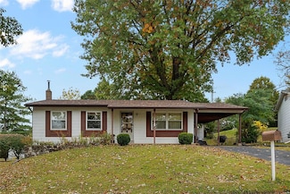 2627 Glenoak Dr, Maryland Heights, MO 63043