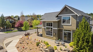 626 NW Compass Ln, Bend, OR 97701