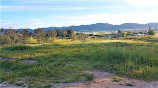 1 Monroe Ave & Larchmont, Murrieta, CA 92563