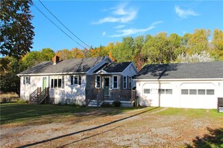 542 Copeland Hill Rd, Holden, ME 04429