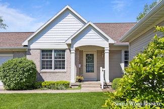 65 Pond Ridge Dr NE, Grand Rapids, MI 49546