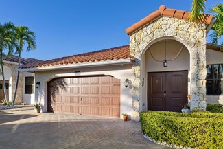 9827 NW 10th Terrace, Miami, FL 33172
