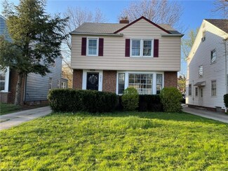 3877 Silsby Rd, University Heights, OH 44118
