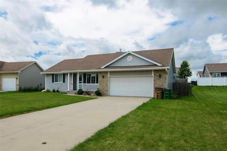 408 Tailfeather Ct NW, Bondurant, IA 50035
