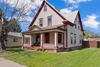107 6th Ave E, Polson, MT 59860