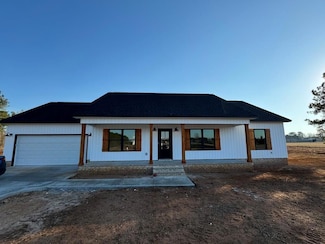 5545 Tillman Nursery Rd, Wedgefield, SC 29168