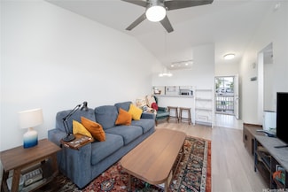 94-510 Lumiaina St Unit L201, Waipahu, HI 96797