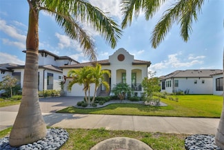 1009 Seagrape Dr, Ruskin, FL 33570