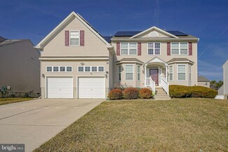 7 Mallards Crest Ct, Sicklerville, NJ 08081