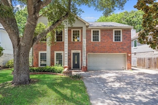 1102 Crestview St, Round Rock, TX 78681