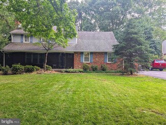 2219 Pennington Dr, Wilmington, DE 19810