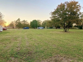414 N Hardin Ave, Mangum, OK 73554