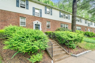 70 Underhill Ave Unit 1A, West Harrison, NY 10604