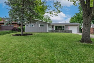 1305 Park Dr, Middletown, OH 45044
