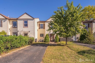 91 Redbud Rd, Piscataway, NJ 08854