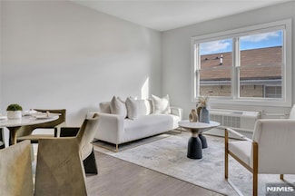 491 Walker St Unit 2G, Fairview, NJ 07022