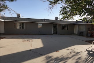 13336 Mohawk Rd, Apple Valley, CA 92308
