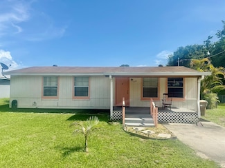 605 SW 8th St, Okeechobee, FL 34974