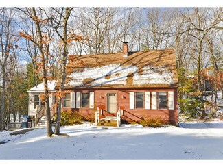 34 Hersey Ln, Newmarket, NH 03857