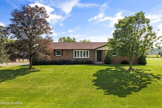 1120 Forest Hill Rd, Mifflinburg, PA 17844