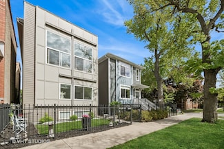 2503 N Maplewood Ave, Chicago, IL 60647