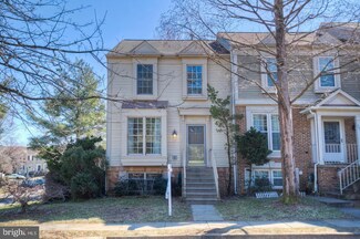 210 Falkirk Ct, Fredericksburg, VA 22406