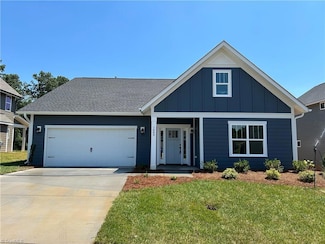 1669 Ashmead Ln, Clemmons, NC 27012