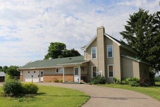 N8294 County Road E, Brooklyn, WI 53521