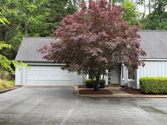 151 Woodbridge Unit 201, Greenwood, SC 29649