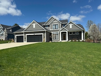 3975 Autumn Acres Dr, Rockford, MI 49341