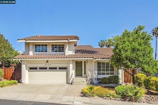 2253 Lake Crest Ct, Martinez, CA 94553