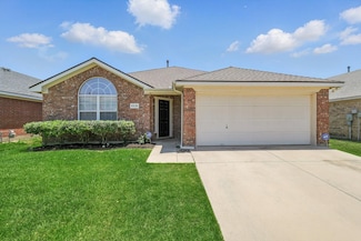 8436 Prairie Fire Dr, Fort Worth, TX 76131