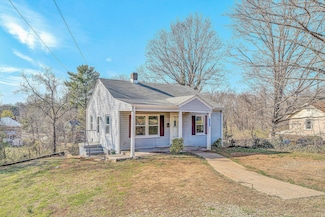 1006 Crescent St NW, Roanoke, VA 24017