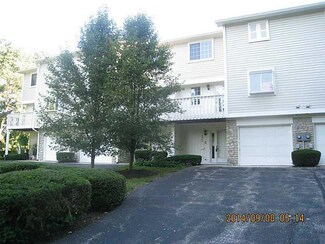 6869 Shore Island Dr, Indianapolis, IN 46220
