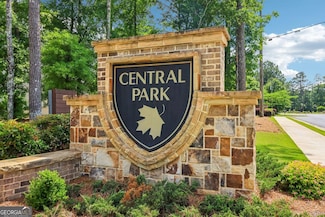66 Cottontail Ln, Loganville, GA 30052
