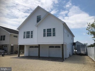 104 S Commodore Dr, Little Egg Harbor Township, NJ 08087