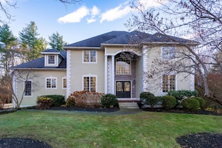 19 Patriots Rd, Stratham, NH 03885