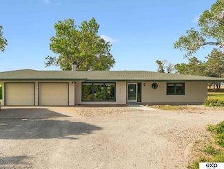 6116 W State Highway 4, Beatrice, NE 68310