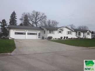 408 W Arthur St Unit Street, Laurens, IA 50554