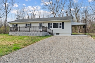 9 Oak St, Port Murray, NJ 07865