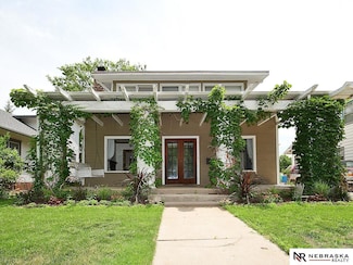 810 S 35th St, Lincoln, NE 68510