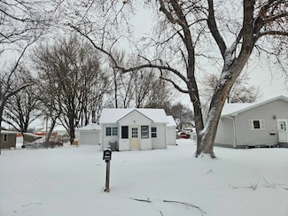 1205 18th St, Central City, NE 68826