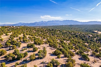 28 Majigo Dr, Santa Fe, NM 87506