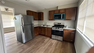 402 Bacon St Unit 1, Madisonville, TX 77864