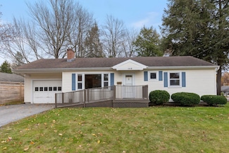 149 Shore Rd, Burlington, VT 05408