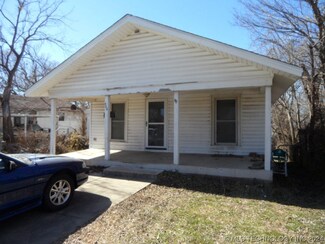504 N Roosevelt Ave, Sand Springs, OK 74063