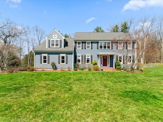 4 Edson Rd, Natick, MA 01760